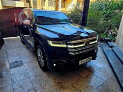 تۆیۆتا لاند کروزەر